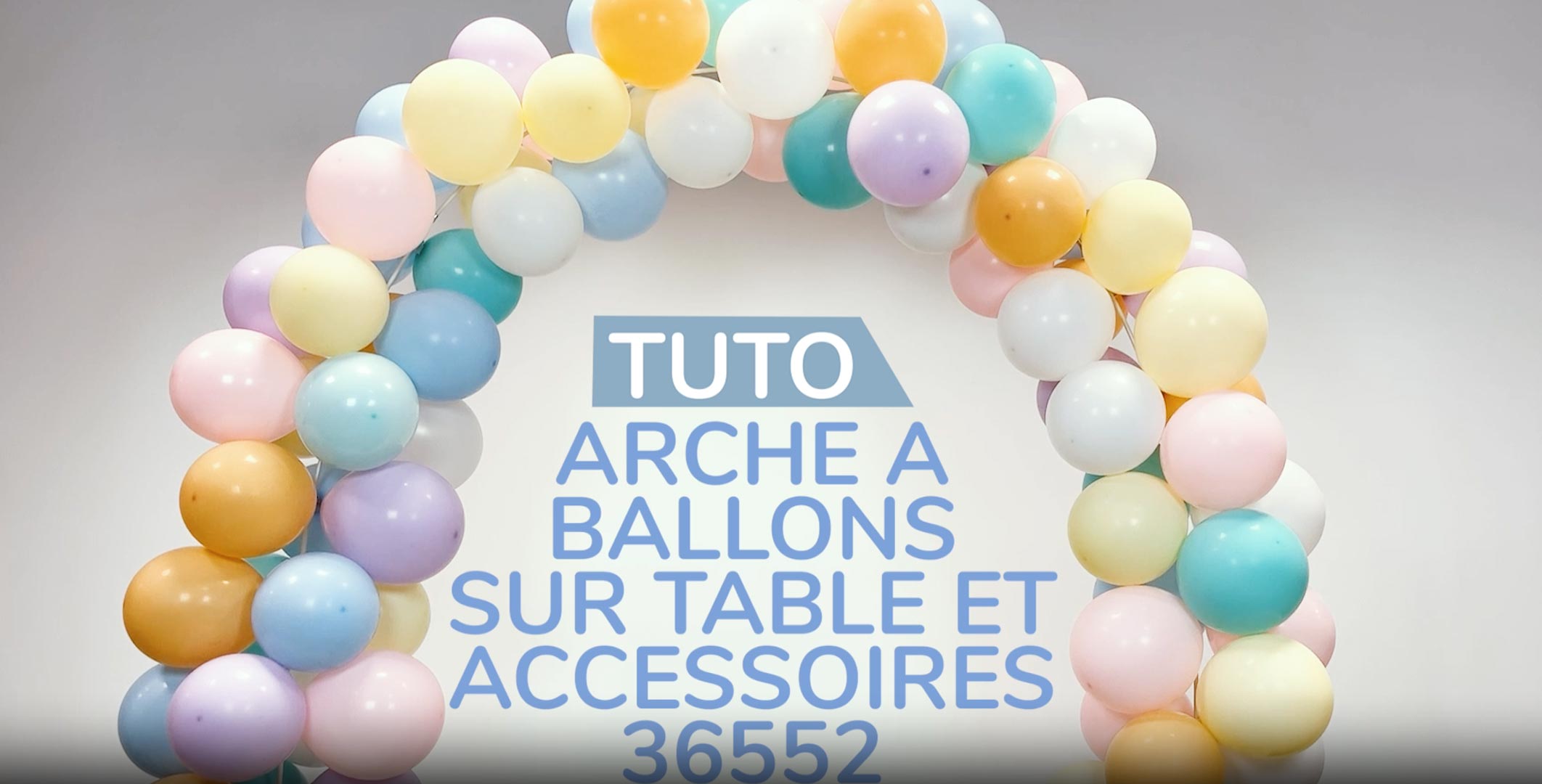 Grossiste Centre de table en guirlande de ballons Blanc-Rose + confettis  foil, Réservé aux professionnels